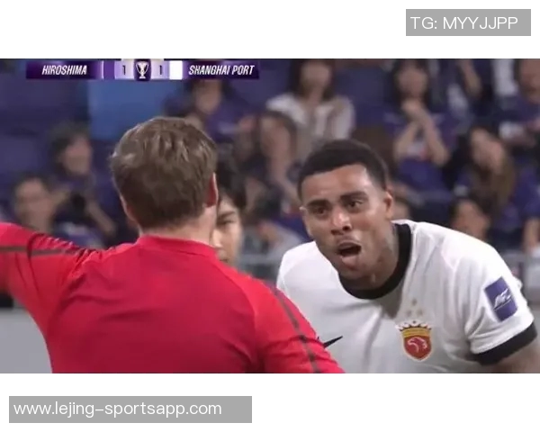 穆斯卡特谈亚冠表现提升与古斯塔沃红牌争议的难解之处 穆斯卡特谈亚冠表现提升与古斯塔沃红牌争议的难解之处