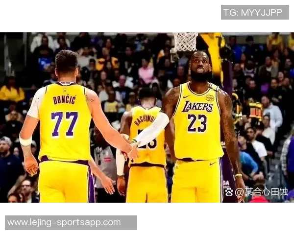 东契奇单节狂砍20分追平詹姆斯历史第六成就再创新高