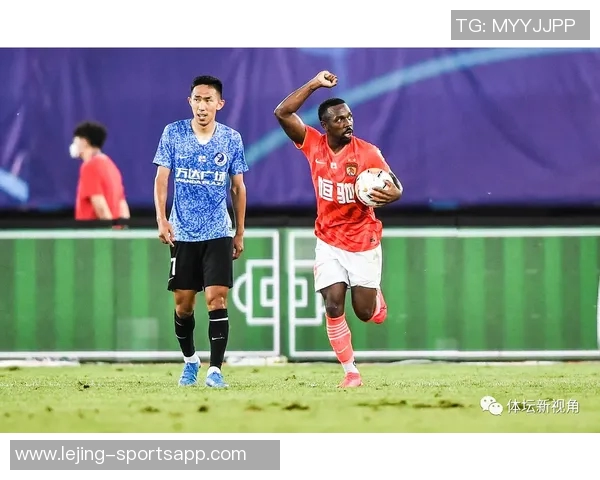 韩国队半场换人策略显成效归化球员卡斯特罗替补登场助力比赛 韩国队半场换人策略显成效归化球员卡斯特罗替补登场助力比赛