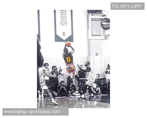 欧文积极争取早日复出乐观预计全明星赛前重返赛场 欧文积极争取早日复出乐观预计全明星赛前重返赛场